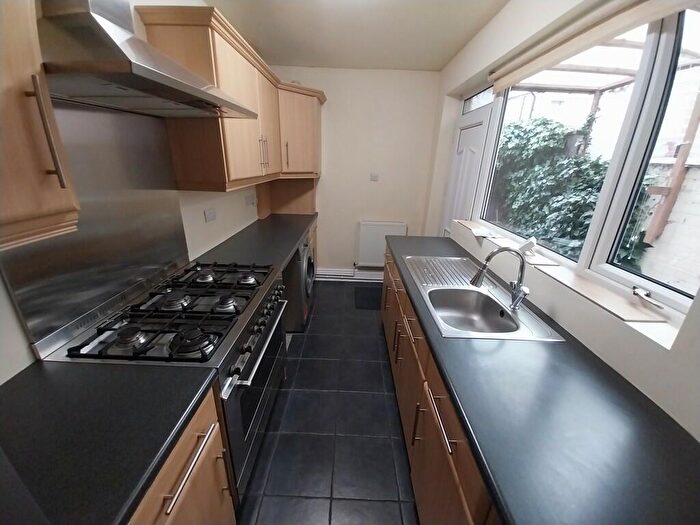 3 Bedroom Terraced House To Rent In Sheardown Street, Hexthorpe, DN4