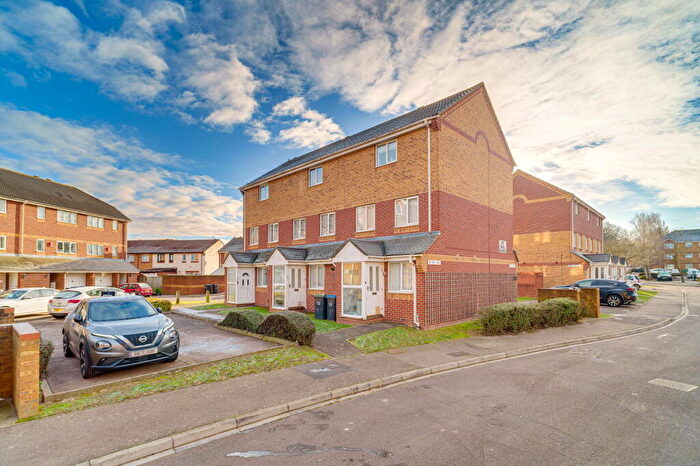 1 Bedroom Maisonette For Sale In Franklin Way, Croydon, CR0