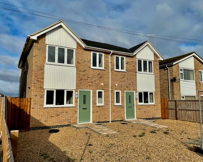 3 Bedroom Semi-Detached House To Rent In Drybread Road, Whittlesey, PE7