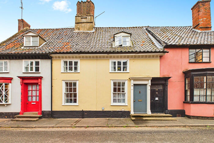 4 Bedroom Terraced House For Sale In Chediston Street, Halesworth, IP19