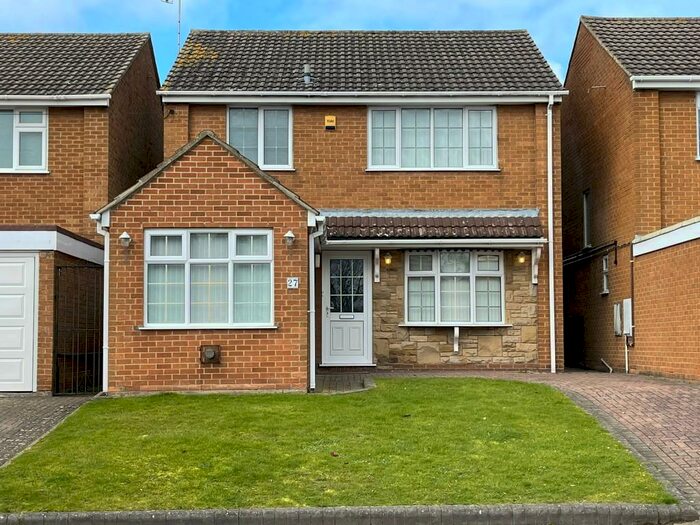 3 Bedroom Detached House To Rent In Park Lane, DE72