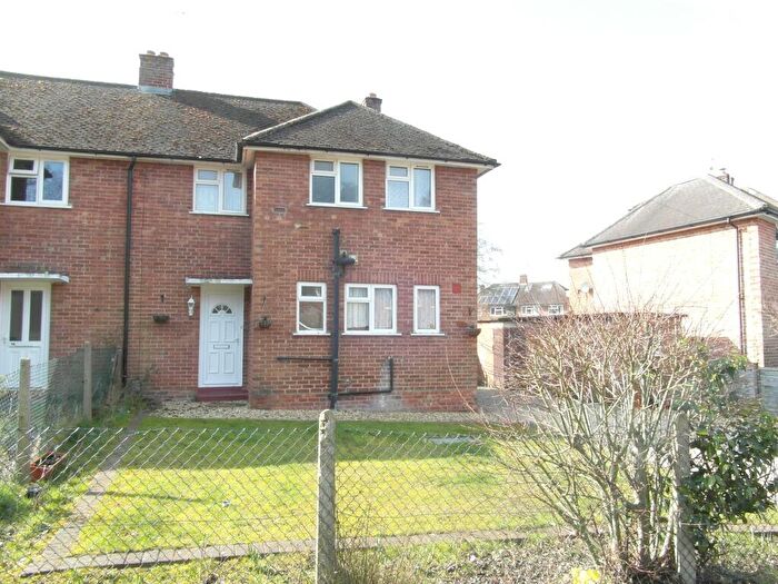 3 Bedroom Semi-Detached House To Rent In Ryebeck Road, Fleet, GU52