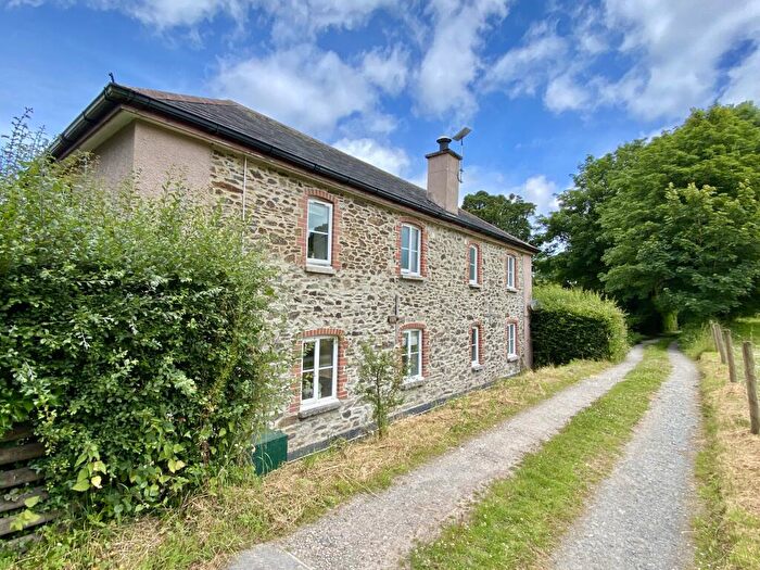 3 Bedroom Detached House For Sale In Lydford, Devon, EX20