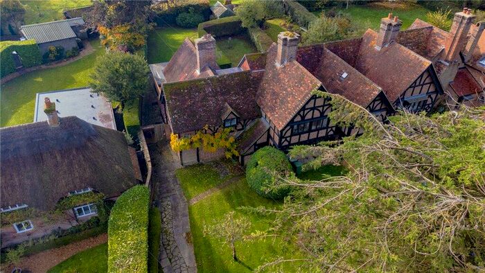 3 Bedroom Semi-Detached House For Sale In Crawley, Winchester, Hampshire, SO21