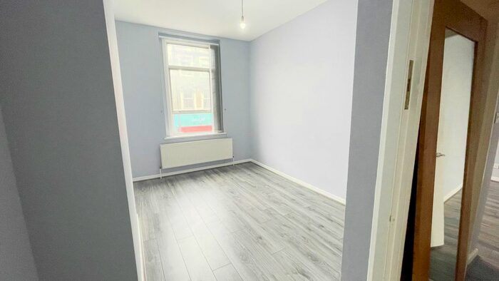 2 Bedroom Flat To Rent In Stoke Newington, High Street, London, N16