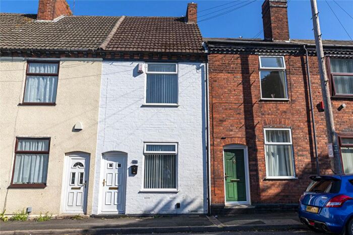 2 Bedroom Terraced House To Rent In Arden Grove, Oldbury, West Midlands, B69