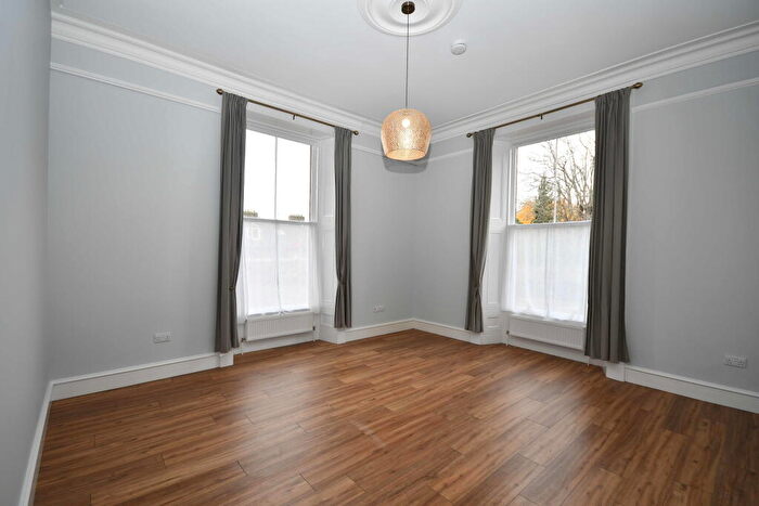 2 Bedroom Flat To Rent In Culduthel Road, Inverness, Highland, IV2
