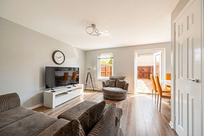 3 Bedroom Terraced House For Sale In Castle Road, Bathgate, EH48