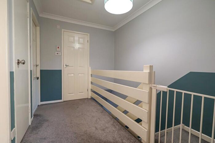 3 Bedroom End Of Terrace House For Sale In Calmore, Southampton, SO40