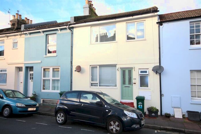 3 Bedroom Maisonette To Rent In Islingword Street, Brighton, BN2