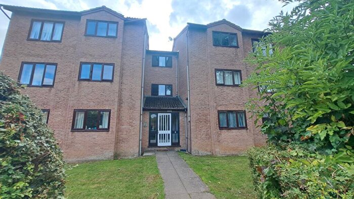 1 Bedroom Apartment For Sale In Coventry Close, Tewkesbury, Gloucestershire, GL20