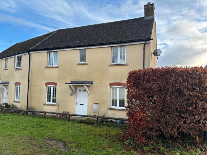 3 Bedroom End Of Terrace House For Sale In Rectory Close, Tidworth, Wiltshire, SP9