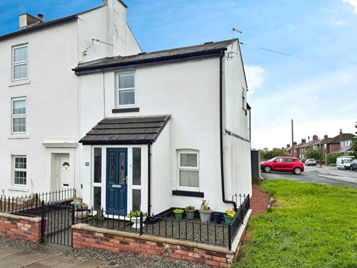 2 Bedroom Cottage For Sale In Moorhouse Road, Carlisle, CA2