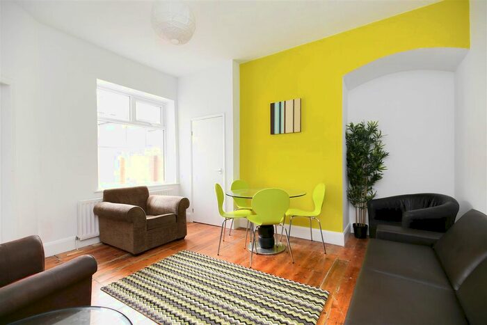 5 Bedroom Terraced House To Rent In Falmouth Road, Heaton, Newcastle Upon Tyne NE6