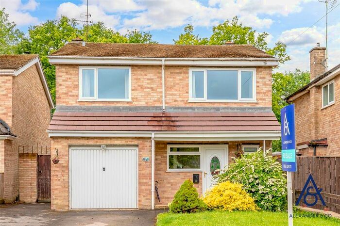 4 Bedroom Detached House For Sale In Castle Fields, Ardley, Bicester, Oxfordshire, OX27