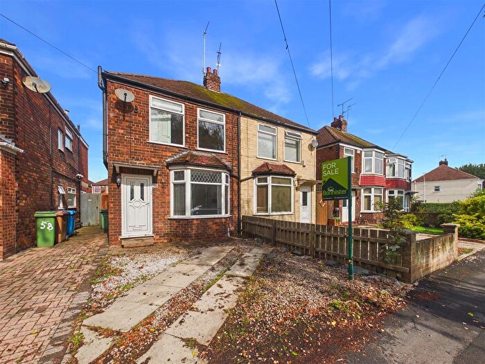 3 Bedroom Semi-Detached House For Sale In Buttfield Road, Hessle, HU13