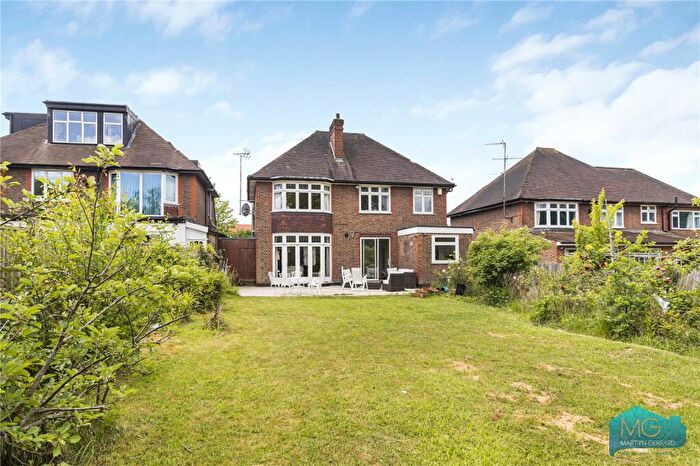 4 Bedroom Detached House For Sale In Aylmer Road, London, N2