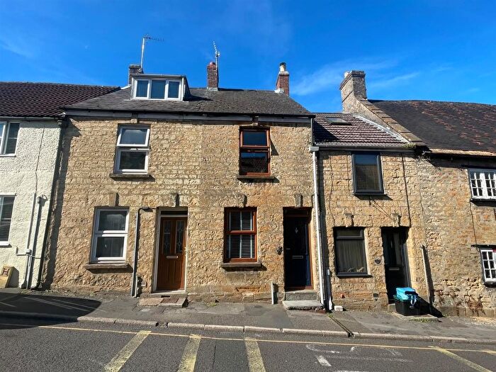 2 Bedroom Cottage For Sale In Hermitage Street, Crewkerne - No Chain, TA18