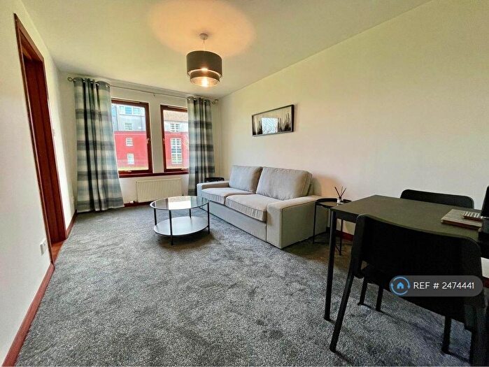 2 Bedroom Flat To Rent In Picktillum Place, Aberdeen, AB25