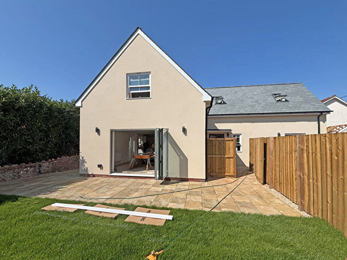 4 Bedroom Detached House For Sale In Millmoor, Culmstock, EX15