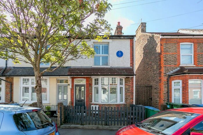 3 Bedroom Terraced House To Rent In Tucker Street, Watford, WD18