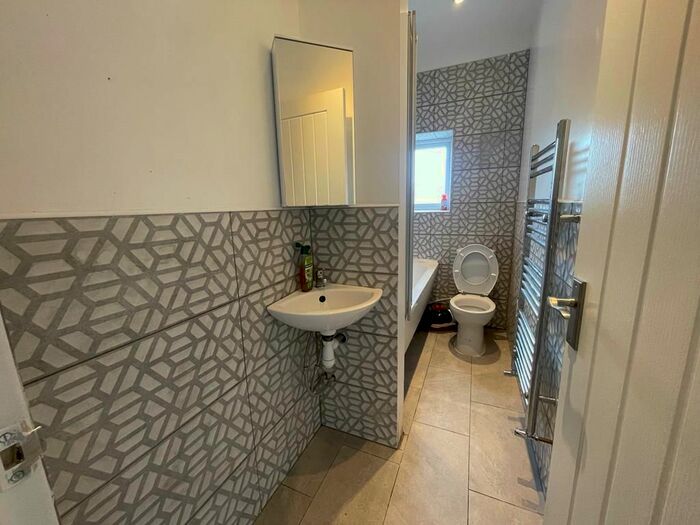 2 Bedroom Property To Rent In Bridge Street, Rishton, Blackburn, BB1