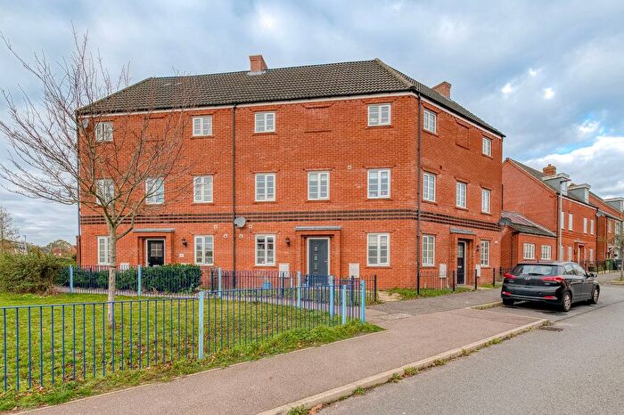 3 Bedroom Town House For Sale In Wilderness Road, Costessey, NR8