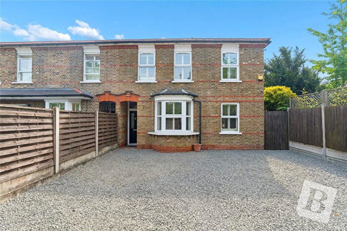 4 Bedroom Semi-Detached House For Sale In Coopers Hill, Ongar, Essex, CM5