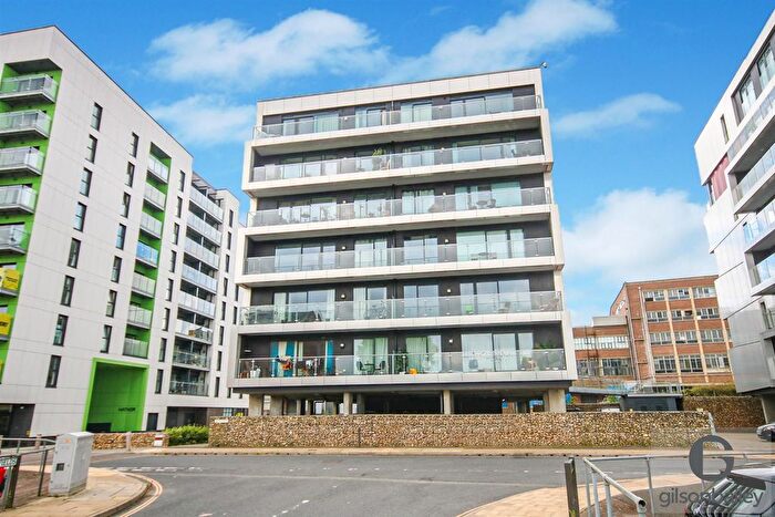 1 Bedroom Flat For Sale In Gavin Bank, Norwich, NR1