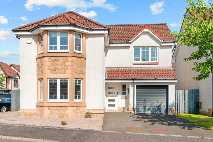 3 Bedroom Detached House For Sale In , Cauldhame Farm Road, New Carron, Falkirk, FK2