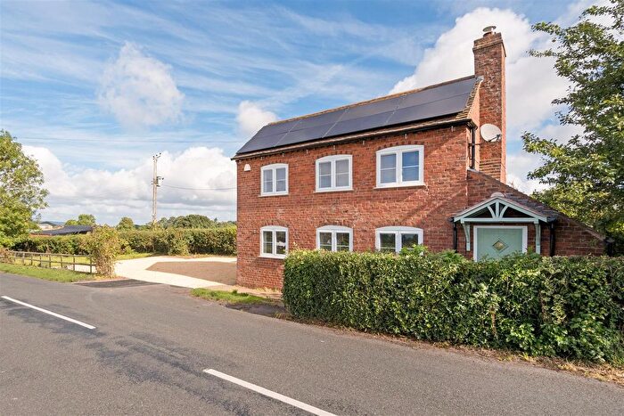 2 Bedroom Detached House To Rent In Main Road, Ombersley, Droitwich, WR9