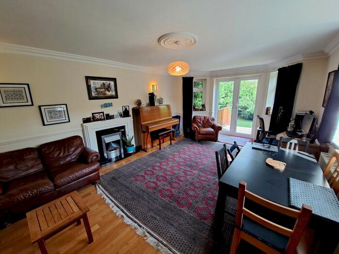 5 Bedroom Detached House To Rent In Clifton Road, London, N22