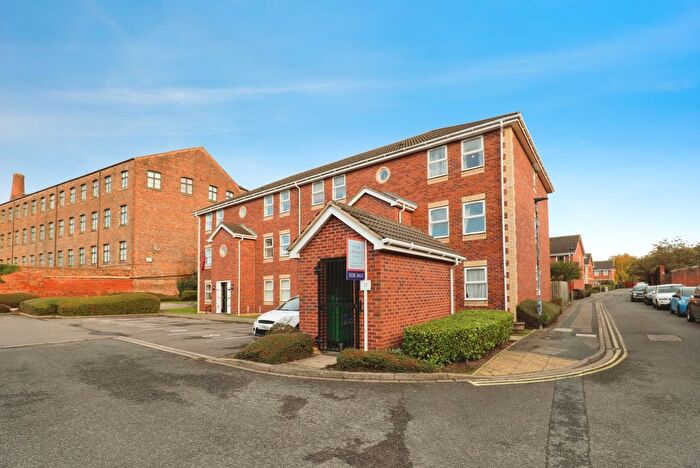 2 Bedroom Flat For Sale In Barbican Mews, York, North Yorkshire, YO10