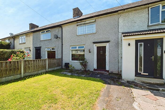 3 Bedroom Terraced House For Sale In Rosedale Gardens, Dagenham, Essex, RM9