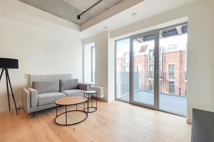 2 Bedroom Apartment For Sale In Rendel House, Goodluck Hope, E14