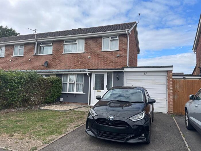 2 Bedroom House For Sale In Vicarage Close, Worle, Weston-super-Mare, BS22