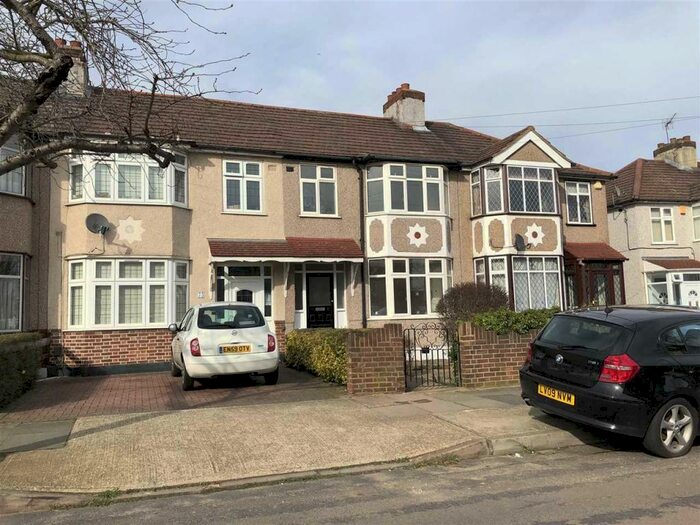 3 Bedroom Terraced House To Rent In Belgrave Avenue, Romford, RM2