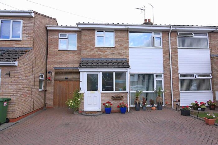 4 Bedroom Semi-Detached House For Sale In Montague Road, Bilton, Rugby, CV22