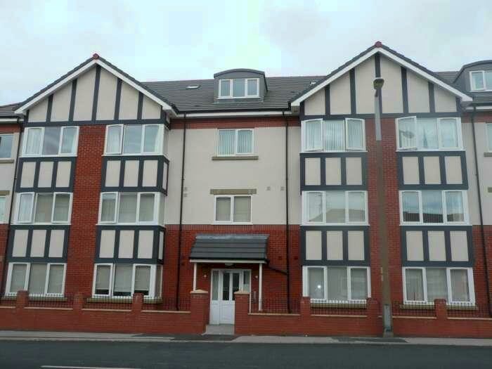 2 Bedroom Flat To Rent In The Park, Blackpool, FY4