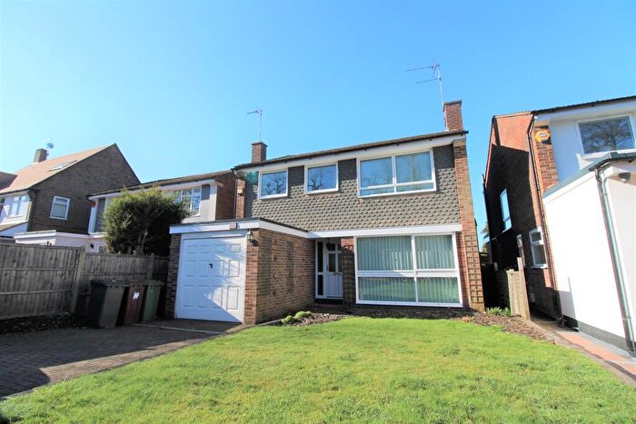 4 Bedroom Detached House To Rent In Hatfield Road, Potters Bar, EN6