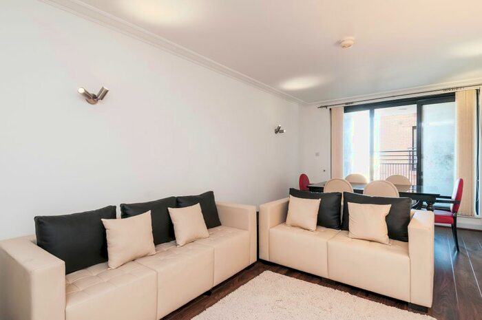 2 Bedroom Flat To Rent In Cromwell Road, London, SW7