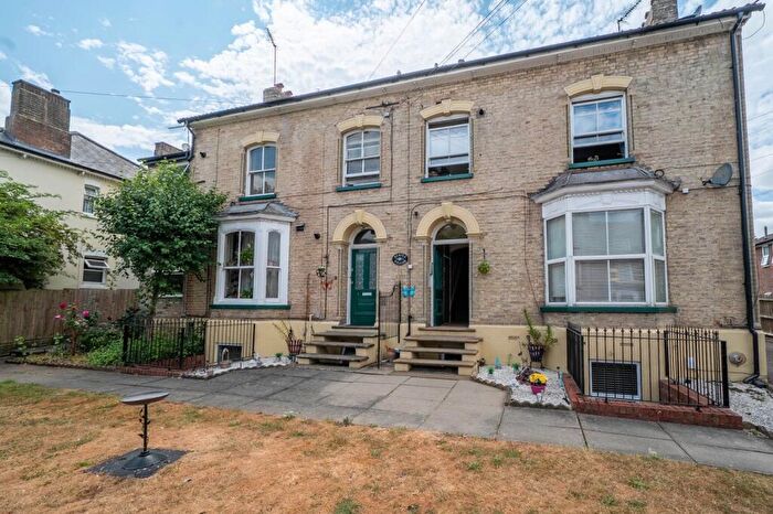 1 Bedroom Apartment For Sale In Acacia Villas, Icknield Street, Dunstable, LU6