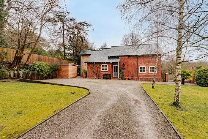 5 Bedroom Detached House For Sale In Church Lane, Westbere, Canterbury, CT2