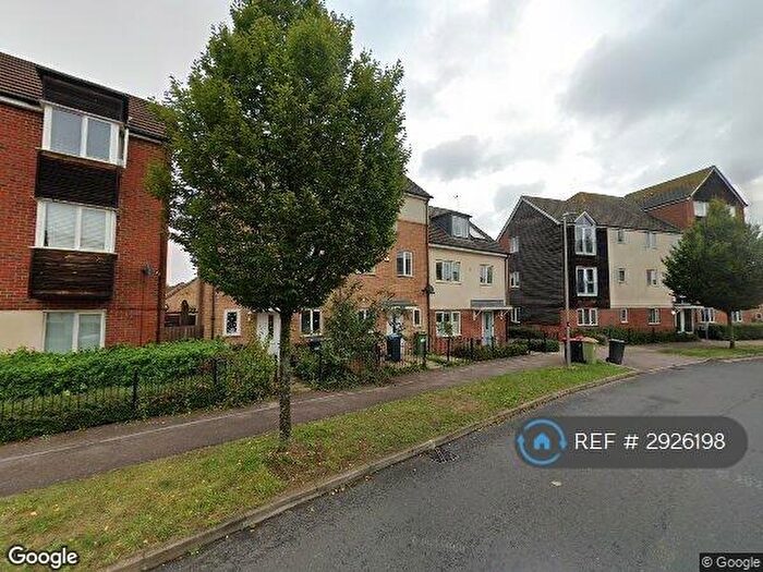 4 Bedroom End Of Terrace House To Rent In Warwick Avenue, Broughton, Milton Keynes, MK10