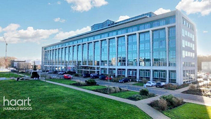 1 Bedroom Flat For Sale In Eagle Way, Brentwood, CM13