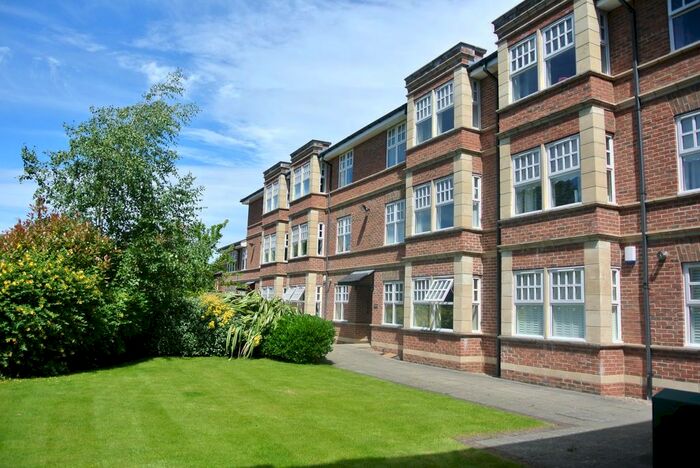 2 Bedroom Flat To Rent In Hawthorn Court, Hawthorn Road, Newcastle Upon Tyne, NE3
