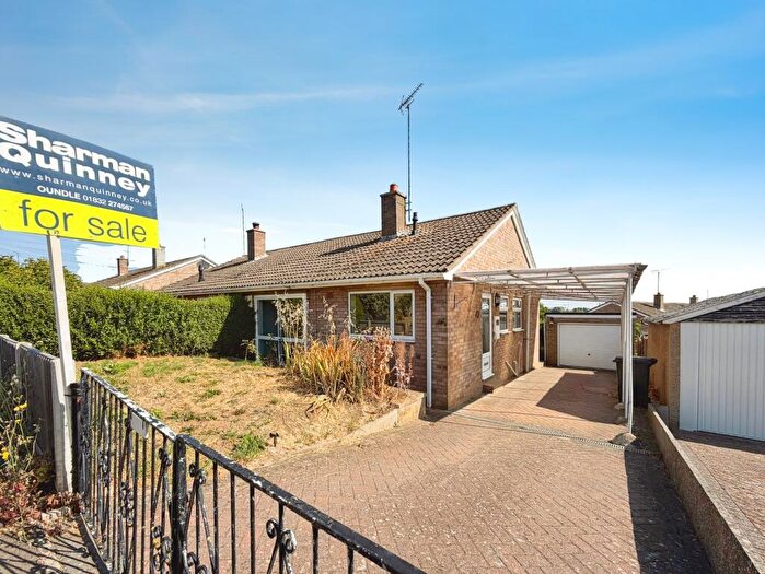 2 Bedroom Bungalow To Rent In Springfield Road, Oundle, PE8