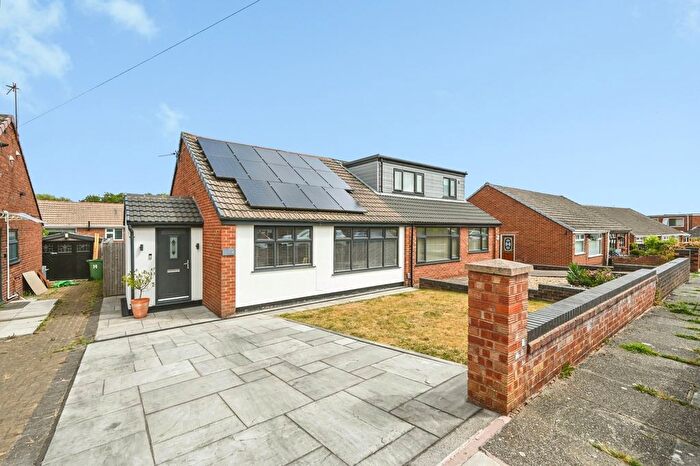 2 Bedroom Bungalow For Sale In Rothesay Close, St. Helens, Merseyside, WA11