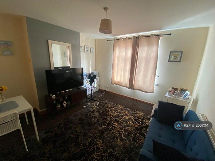 1 Bedroom Flat To Rent In Beoley Road West, Redditch, B98