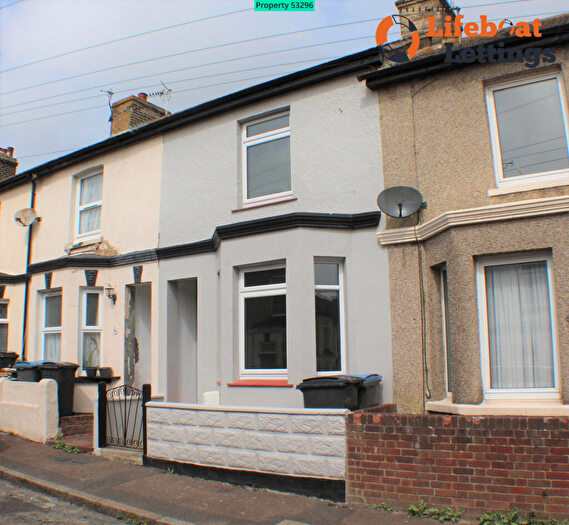 3 Bedroom Terraced House To Rent In Douglas Road, Dover, CT17